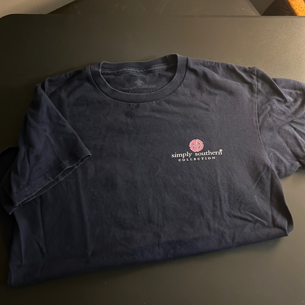 Woman’s small Simply Southern navy shirt